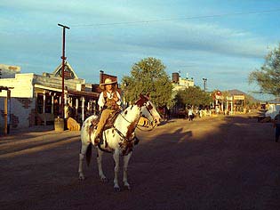 this cowgirl ist really fast with her colt